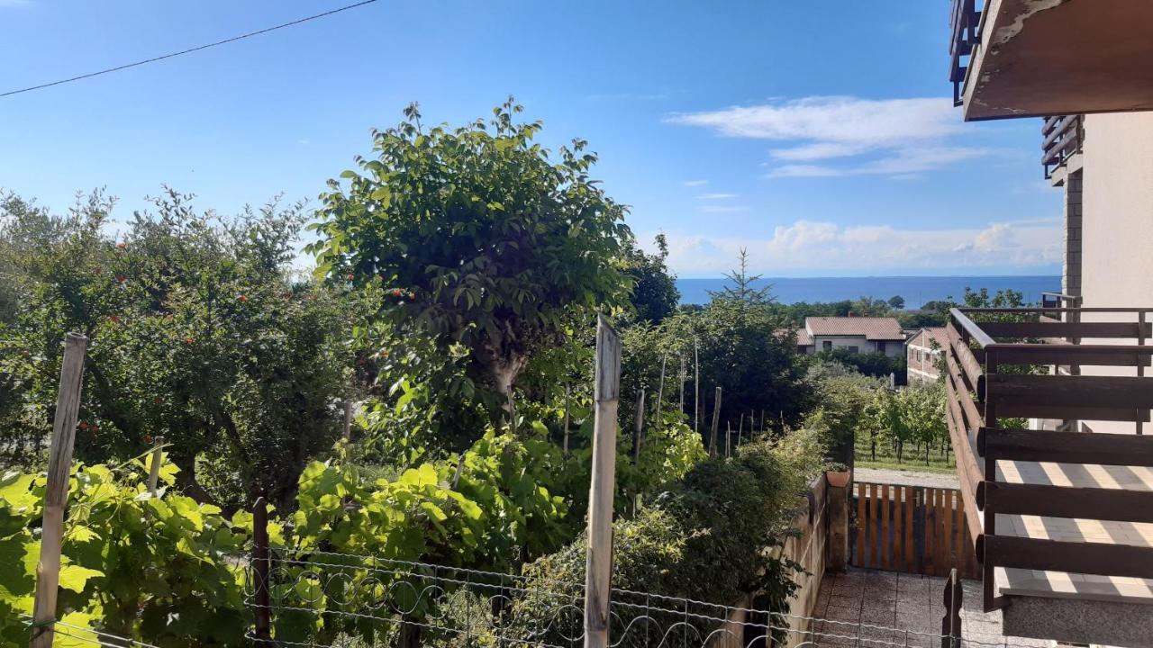 Apartma Tul Izola Luaran gambar