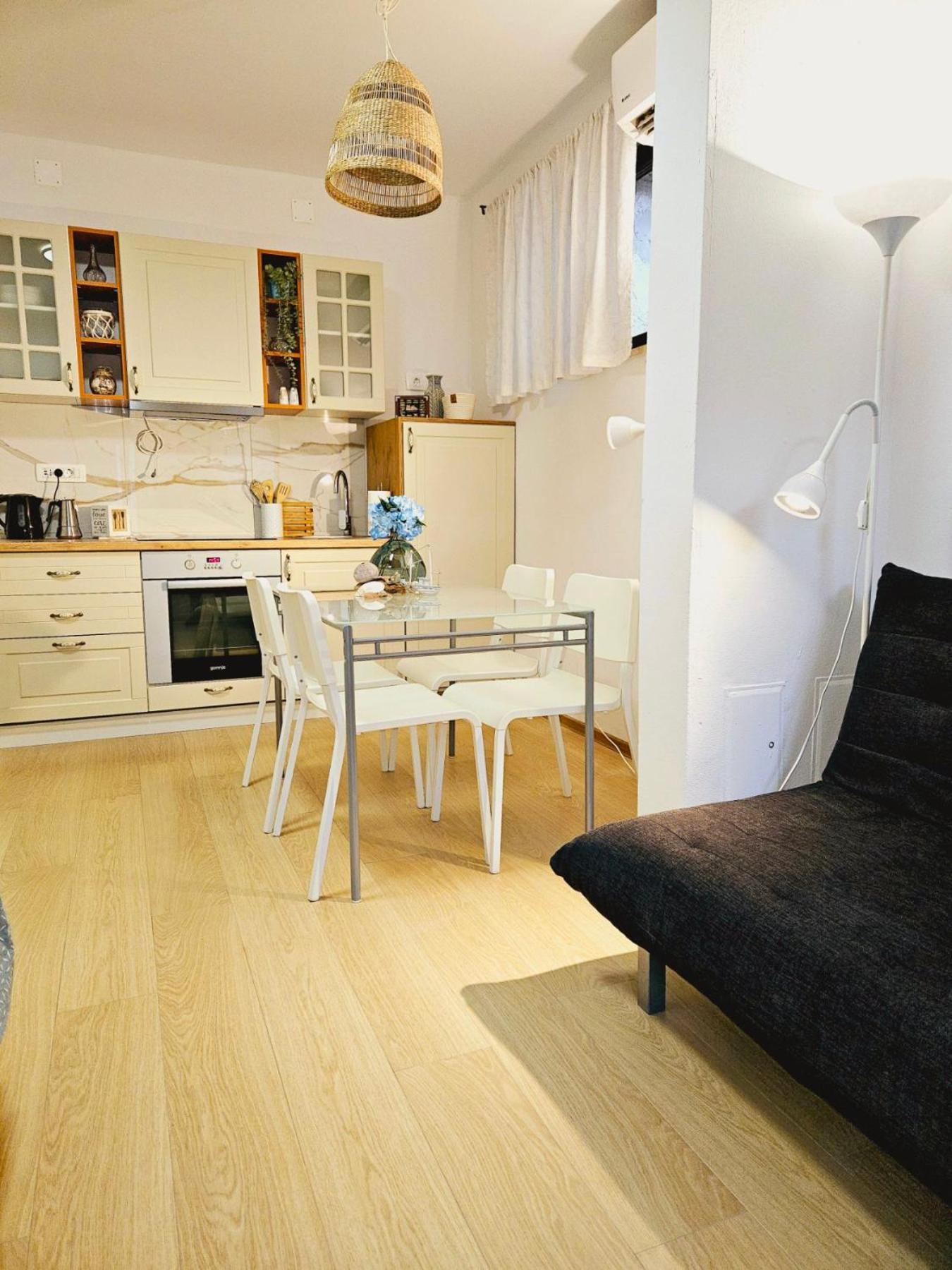 Apartma Tul Izola Luaran gambar
