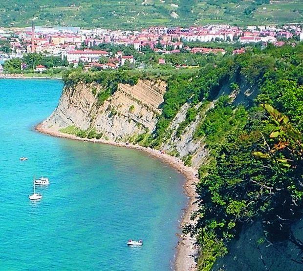 Apartma Tul Izola Luaran gambar